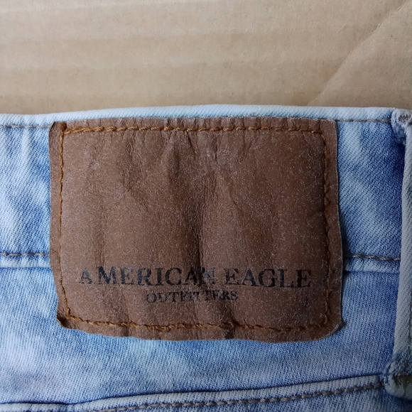 American Eagle Outfitters Ripped Style Light Wash Denim Jeans Extreme Flex - Picture 13 of 15